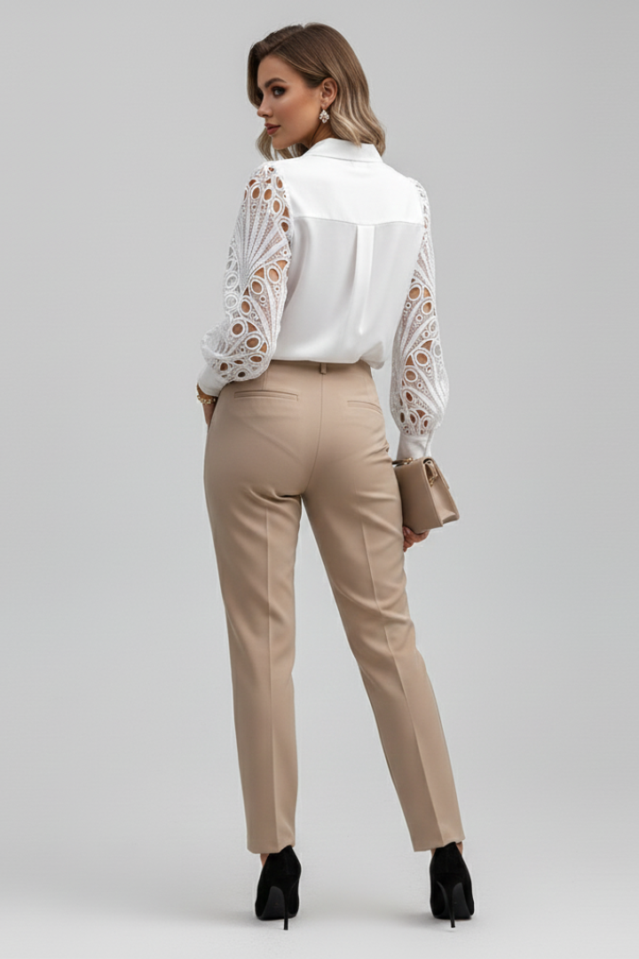 Zinnia - Blusa con Mangas de Encaje