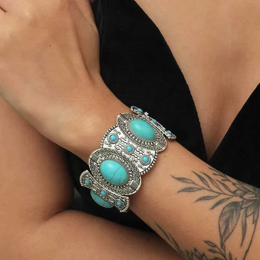 Arianna | Pulsera Boho Vintage con Detalles Turquesa