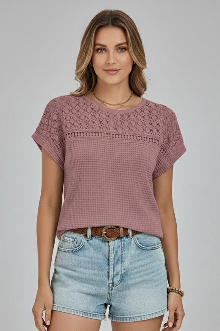 Olwen - Camiseta con Calados