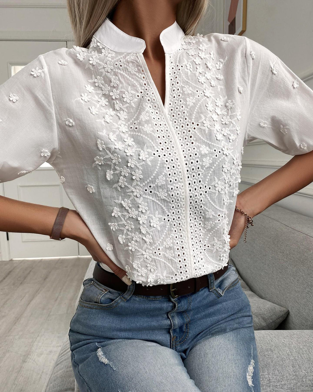 Seraphina - Blusa con Mangas Bordadas con Motivos Florales